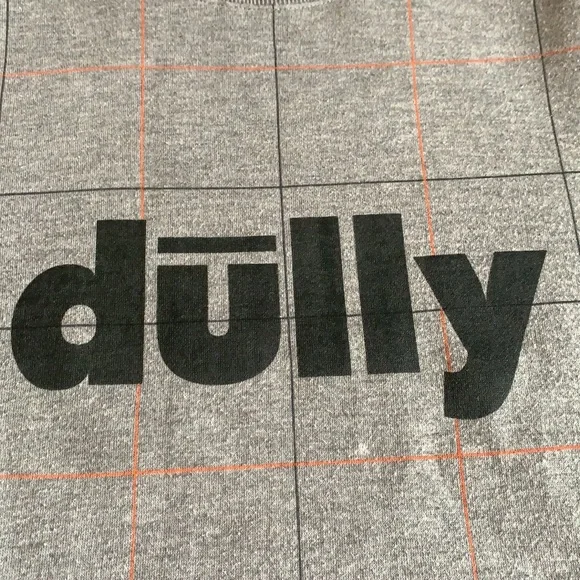 Sweatshirt Tee - Picture 2 of 6